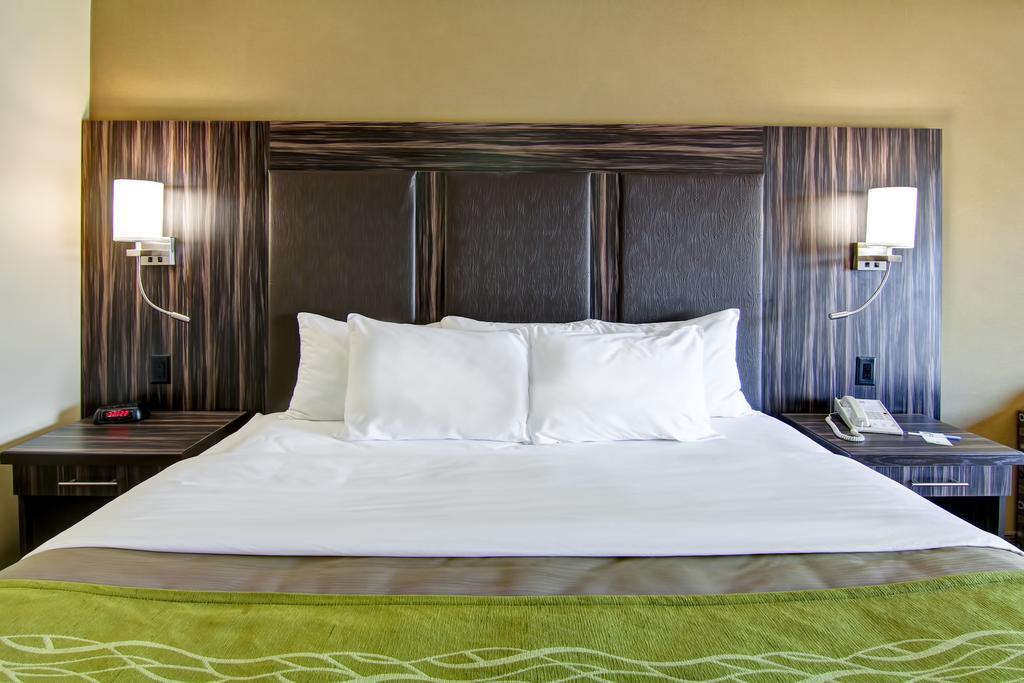 Comfort Inn Sainte-Catherine Eksteriør bilde