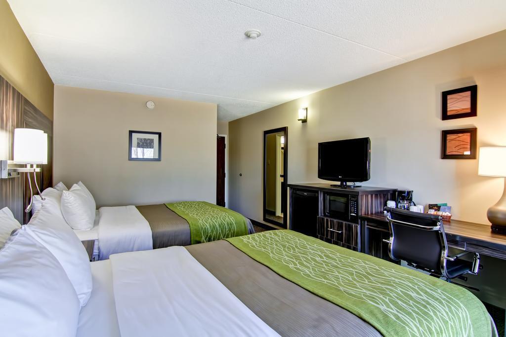 Comfort Inn Sainte-Catherine Eksteriør bilde