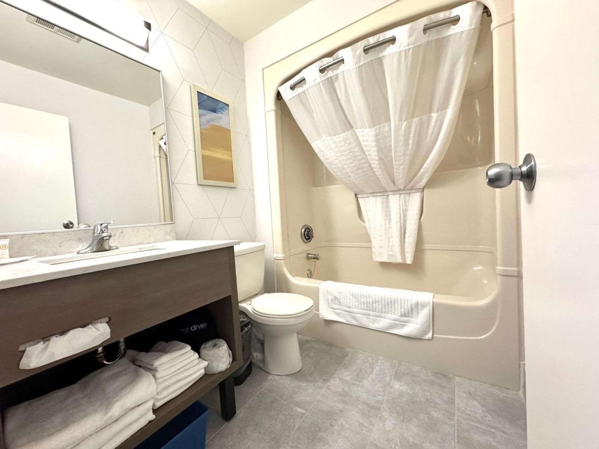 Comfort Inn Sainte-Catherine Eksteriør bilde